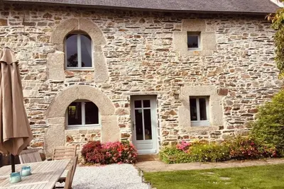 Image de Beautiful Stone House in an Idyllic location close to Lac De Guerledan