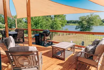 Image de Highsaw Lakefront Escape - Dock, Swimming, View, Firepit, Relaxing
