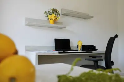 Image de 3 room apartment with up to 6 single beds, fully furnished in Regensburg/Kelheim