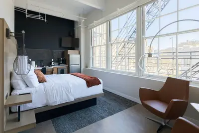 Accessible 1br Suite w\/Kitchen -Tech-Powered Suite -Pets Welcome -Fitness Center