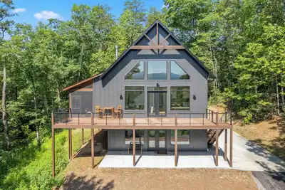 Image de Brand New 4br 4 Bath & Bunk Room Modern Mountain Lodge With Beautiful Views