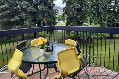 Image de Modern Tornbury townhouse walk to everything, seasonal rental available