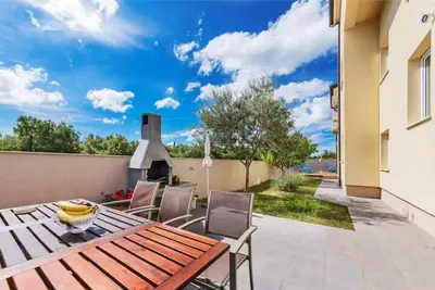 Image de Apartment in nature with sea view terrace and pool