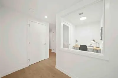 Image de Luxury New 2br Near Metrotown