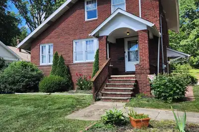 Image de Cozy, cute home close to College of Wooster and Amish Country, Ohio