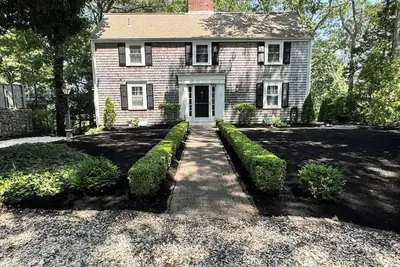 Image de Waterfront Home with Ample Space in New Seabury!