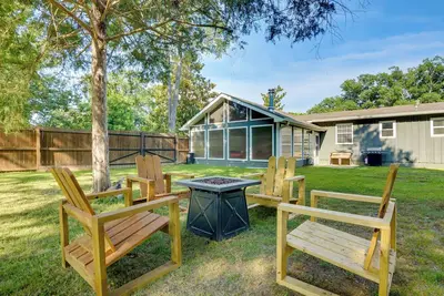 Image de Rogers Vacation Rental ~ 7 Mi to Downtown