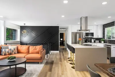 Image de Luxury Retreat - Mountain View Deck and Game Room