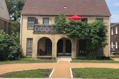 University Park Charmer