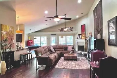 Image de South Austin gem - Kickback and relax!