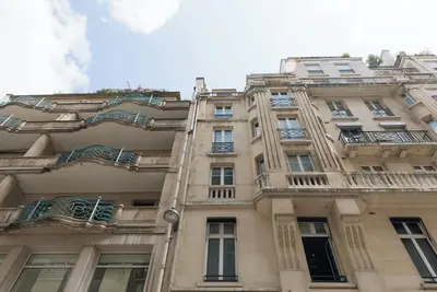 Image de Central Spacious 2 Bdr Apt Champs Elysees