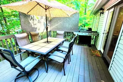 Image de Serenity Now - Walk to Private Beach!