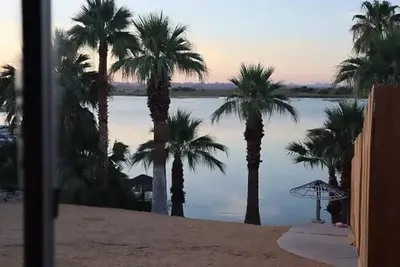 Image de Bailey House Bungalow at Martinez Lake Resort!