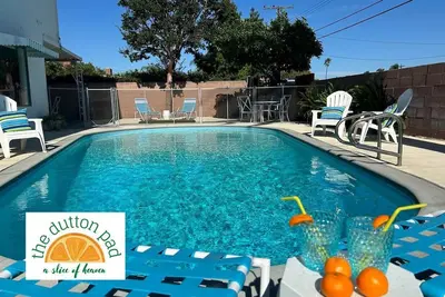 Image de Disneyland close, 14 guest family home with pool!