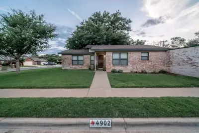 Lubbock Six-o 2br/2ba Perfect Outdoor Space
