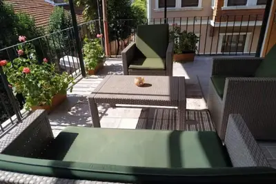 Image de Appartement dans le centre historique jusqu'à 4 personnes une grande terrasse