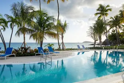 Image de Studio with Loft at Wyndham Limetree - A Beachfront Resort!