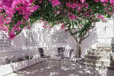 Image de Modern Traditional Cave Villa, Close to Fira, Port and Airport!