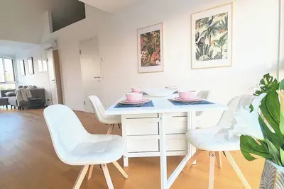 Image de Rooftop Terrace, free garage parking and Pool!