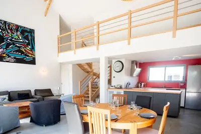 Image de Maison de vacances 'Villa Surf and Golf' avec terrasse privée et Wi-Fi