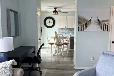 Image de Ocean View-Block From The Beach\nPerfect Beach getaway for Family and Friends