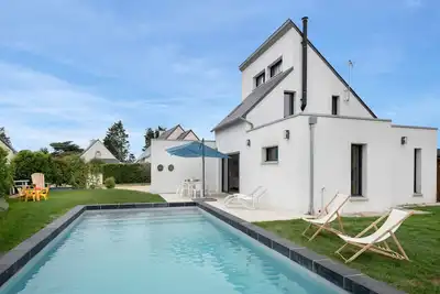 Image de Maison pour 6 - Piscine chauff&eacute;e - 700m plage