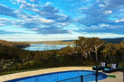 Image de Peninsula Hideway - Secluded Summer Escape with Pool and Pristine Views