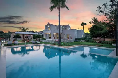 Image de Breathtaking view*Private Heated Pool*15 sleeps*Bbq*390m2