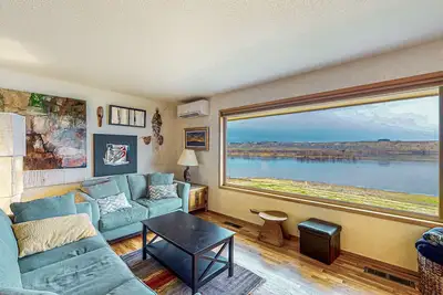 Image de Waterfront home on the Columbia River
