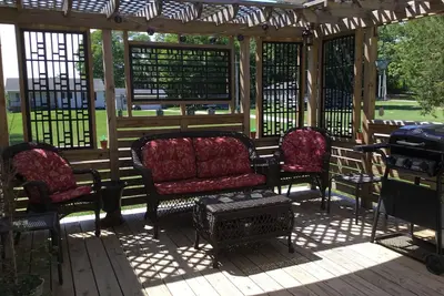 Image de Near State park & Forest. Close to river for boating. Stay…Anchored Inn