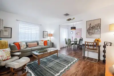 Image de Retro 70s Style Downtown Lkld, Florida Southern