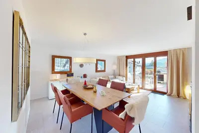 Image de Chalet-style maisonette with mountain view