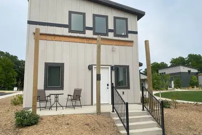 Bluffside Gardens Maple Series Unit #2