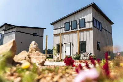 Bluffside Gardens Maple Series Unit #4