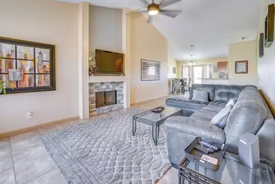 Private Pool: Retreat < 1 Mi to Camelback Ranch!