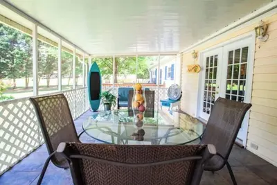 Image de Cozy Lake House 5 miles from Clemson w Dock