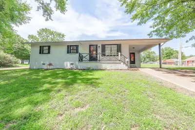 Image de Experience Martin just steps away from the University and near Discovery Park.