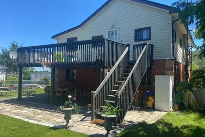 Image de Gorgeous Cozy 5 Bedroom Cottage at Rice Lake!