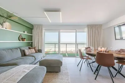 Image de Huswell - Frontal seaview apartment in Blankenberge
