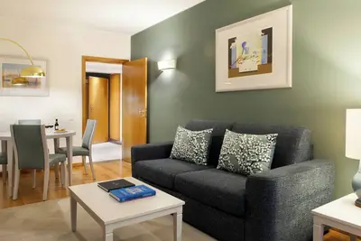 Image de 2 Homely Units at Altis Suites – Close to Avenida da Liberdade! Pets Allowed!