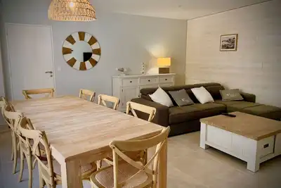 Image de Maison rénovée avec garage et terrasses à Mèze