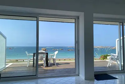Image de Appartement avec terrasse, accès direct plage, parking privé