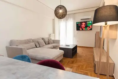 Image de Luxury Pireas Stay New 2br Urban Escape