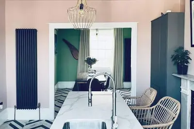 Image de Grade Ii Listed Townhouse, minutes from Dreamland