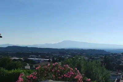 Image de Petit havre de paix avec Spa aux portes d'Avignon