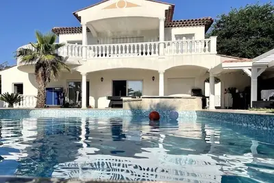 Image de Sublime Villa parfaite pour les Vacances - Sud