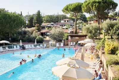 Image de Il Borgo Trilocale 6 beds in residence with swimming pool surrounded by nature