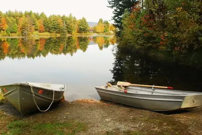 Image de Tranquil Vermont Cabin: Dog-Friendly, Scenic Views\n