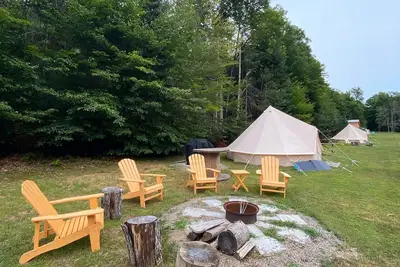 Image de Cozy 19ft Bell Tent | Weslemkoon Lake | Pond and Forest Views | Lake Access