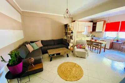 Image de Cottage House, garden & lawn\n